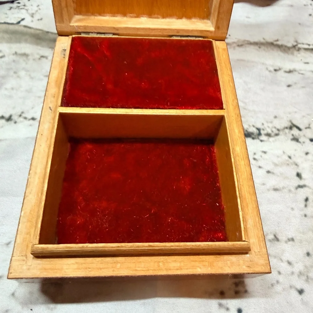 Vintage Hummel Wooden Trinket Jewelry‎ Box • Made in Italy • Collectible Art Lid